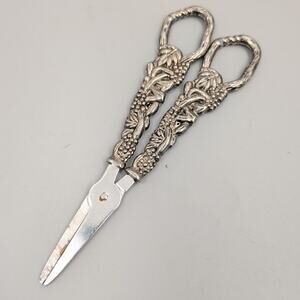 Godinger Signed Silverplate Grape Pattern Steel Scissors Vintage